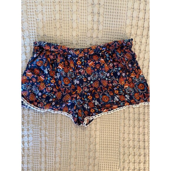 Pink Republic Shorts Women’s Navy Patterened  Size M Lace Edging Casual Comfy - Picture 2 of 8